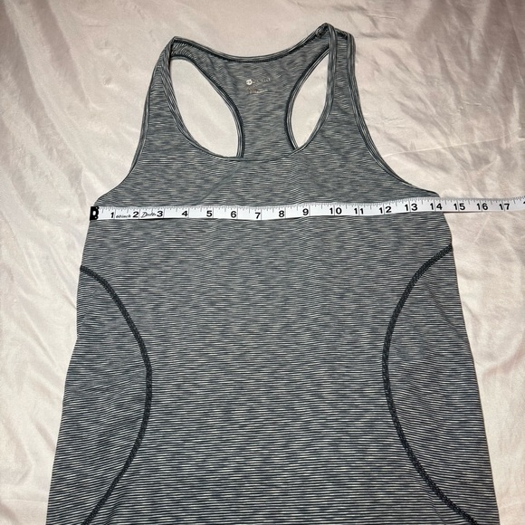Zella Gray Racerback Tank Top - Picture 5 of 5